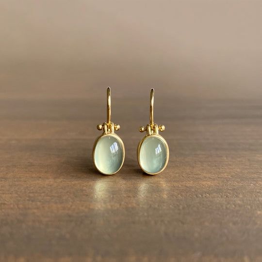 Damen Vintage Grüner Mondstein Ohrringe | Elegante Leichte Schmuckstücke für Besondere Anlässe