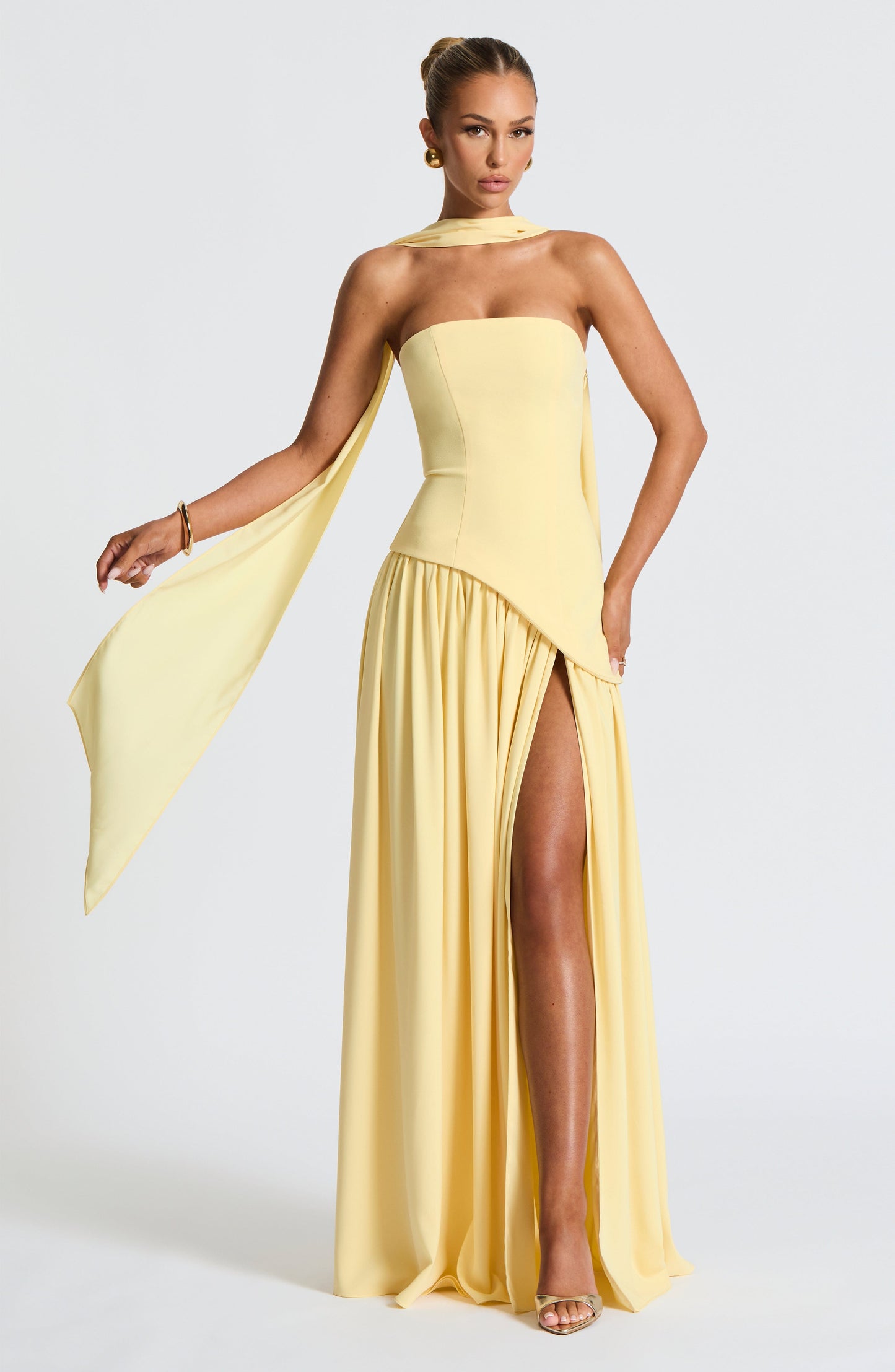 Damen Elegantes Fließendes Maxikleid | Trägerloses Sommerkleid mit Hohem Schlitz