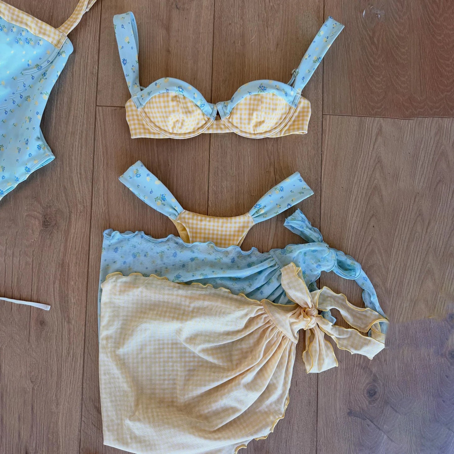 Damen Floral Bikini Set | Sexy Bandeau Push-Up Badeanzug für den Sommer