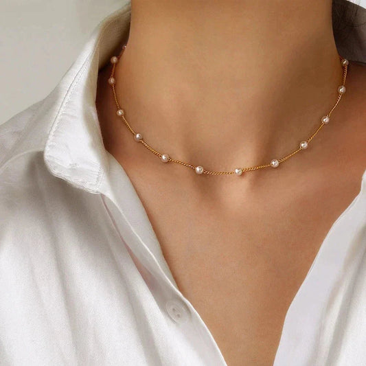Damen Goldene Perlenkette | Elegantes Schmuckstück für besondere Anlässe
