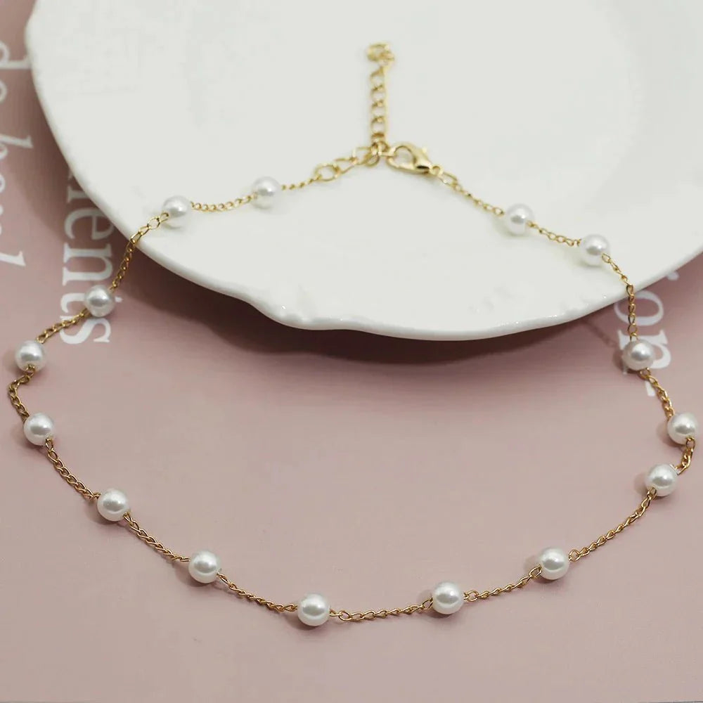 Damen Goldene Perlenkette | Elegantes Schmuckstück für besondere Anlässe