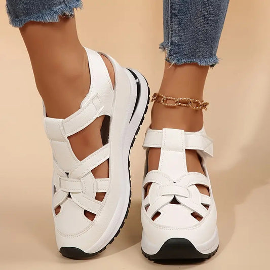 Damen Plateau-Sandalen | Bequeme Gepolsterte Sommerschuhe mit Überkreuztem Design