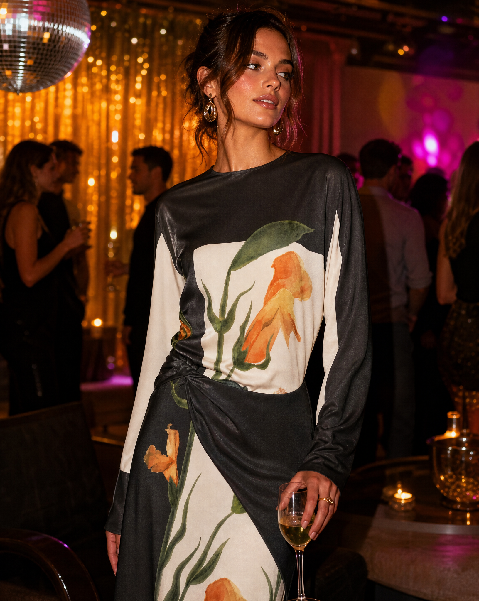 Damen Seidenkrepp Cocktail-Minikleid | Elegantes Floral Design mit Drapiertem Twist 0