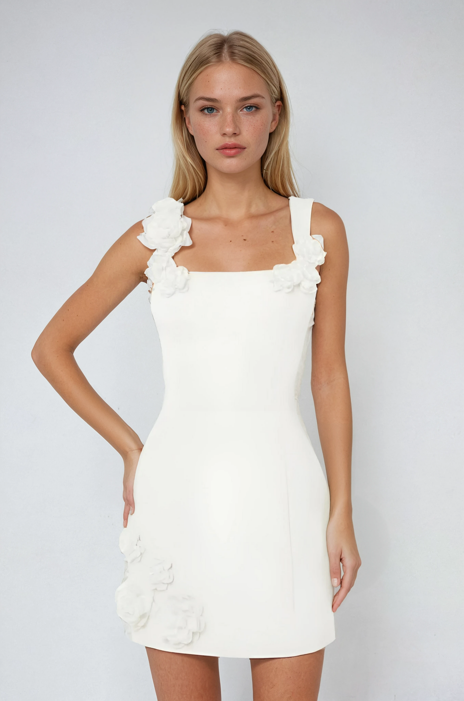 Damen Sommer Cocktail Minikleid | Verspielt Elegantes Kleid mit Blumenapplikationen 4