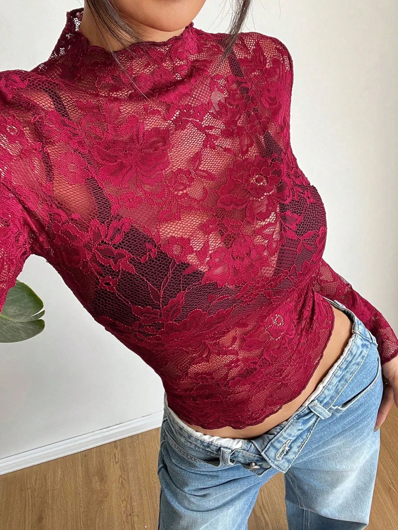 Damen Transparente Spitzenbluse | Elegantes Floral-Muster mit Ausgestellten Ärmeln 5