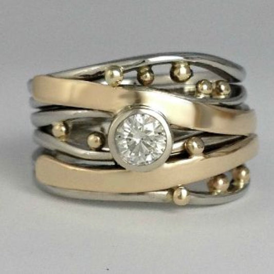 Damen Vintage Zirkonia Ring | Elegantes Gold-Intarsien Schmuckstück mit Funkelnden Steinen